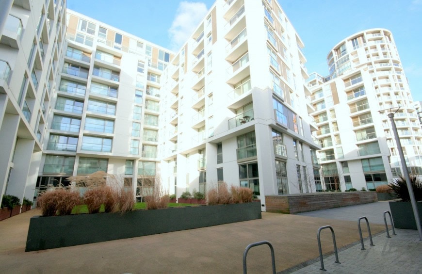 Lanterns Court